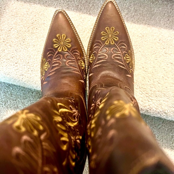 Women’s Rawhide leather embroidered cowboys boots, size 9, NEW without tags - Picture 2 of 6